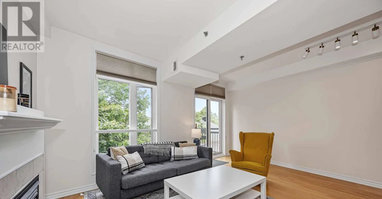 305-6 Grove Avenue, Ottawa, ON, K1S 3A6 - 24