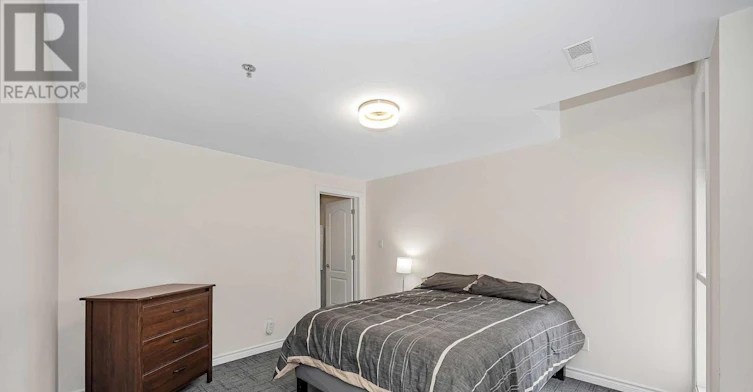 305-6 Grove Avenue, Ottawa, ON, K1S 3A6 - 29