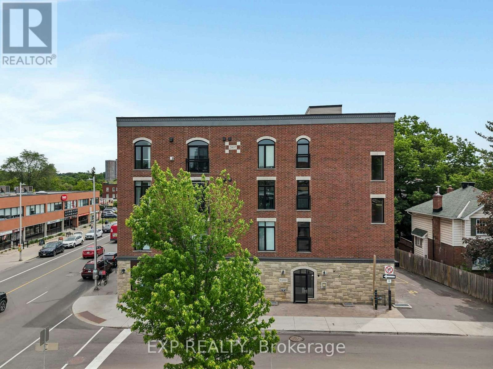 305-6 Grove Avenue, Ottawa, ON, K1S 3A6 - 35