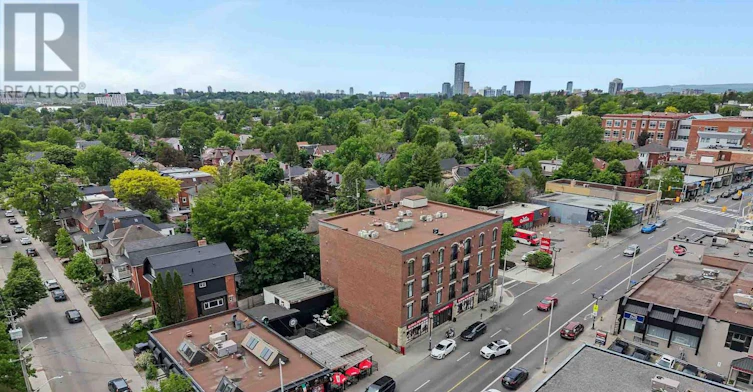 305-6 Grove Avenue, Ottawa, ON, K1S 3A6 - 39