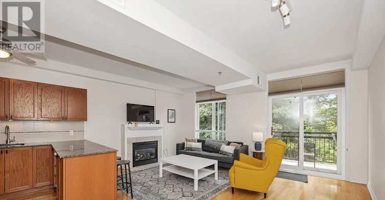 305-6 Grove Avenue, Ottawa, ON, K1S 3A6 - 19