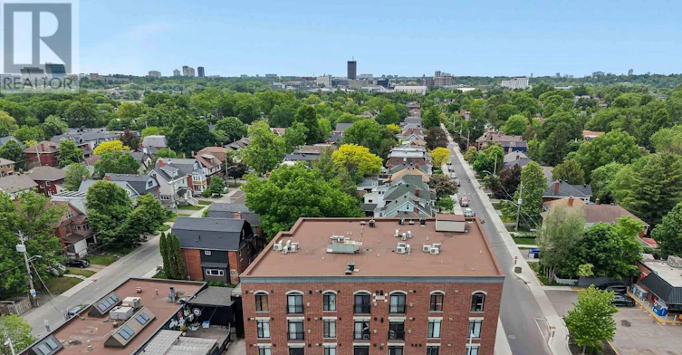 305-6 Grove Avenue, Ottawa, ON, K1S 3A6 - 37