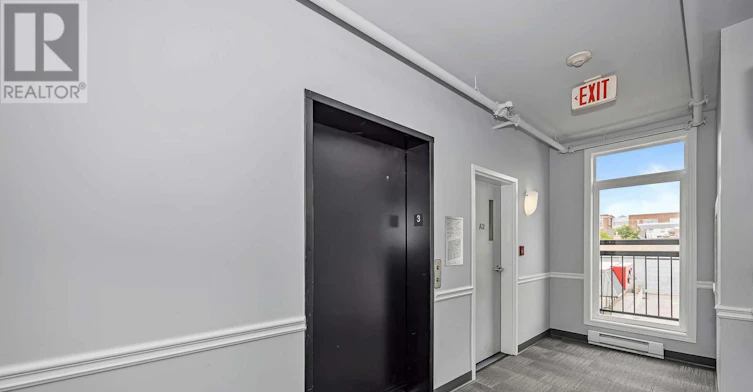305-6 Grove Avenue, Ottawa, ON, K1S 3A6 - 9