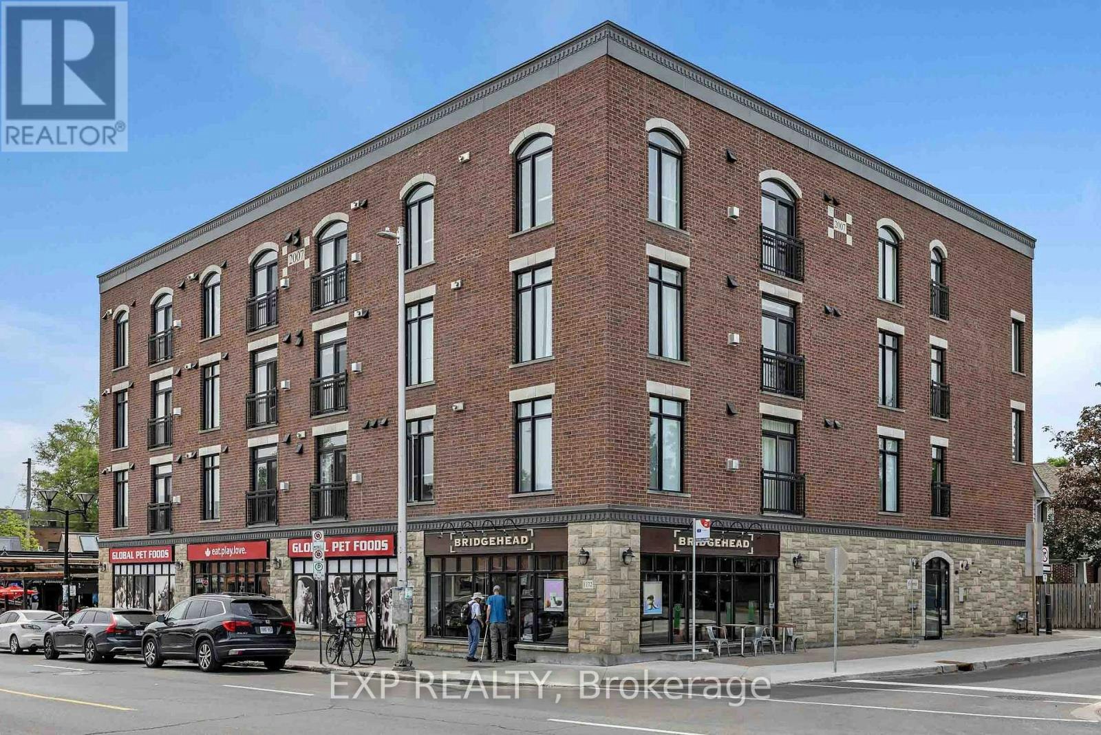 305-6 Grove Avenue, Ottawa, ON, K1S 3A6 - 3
