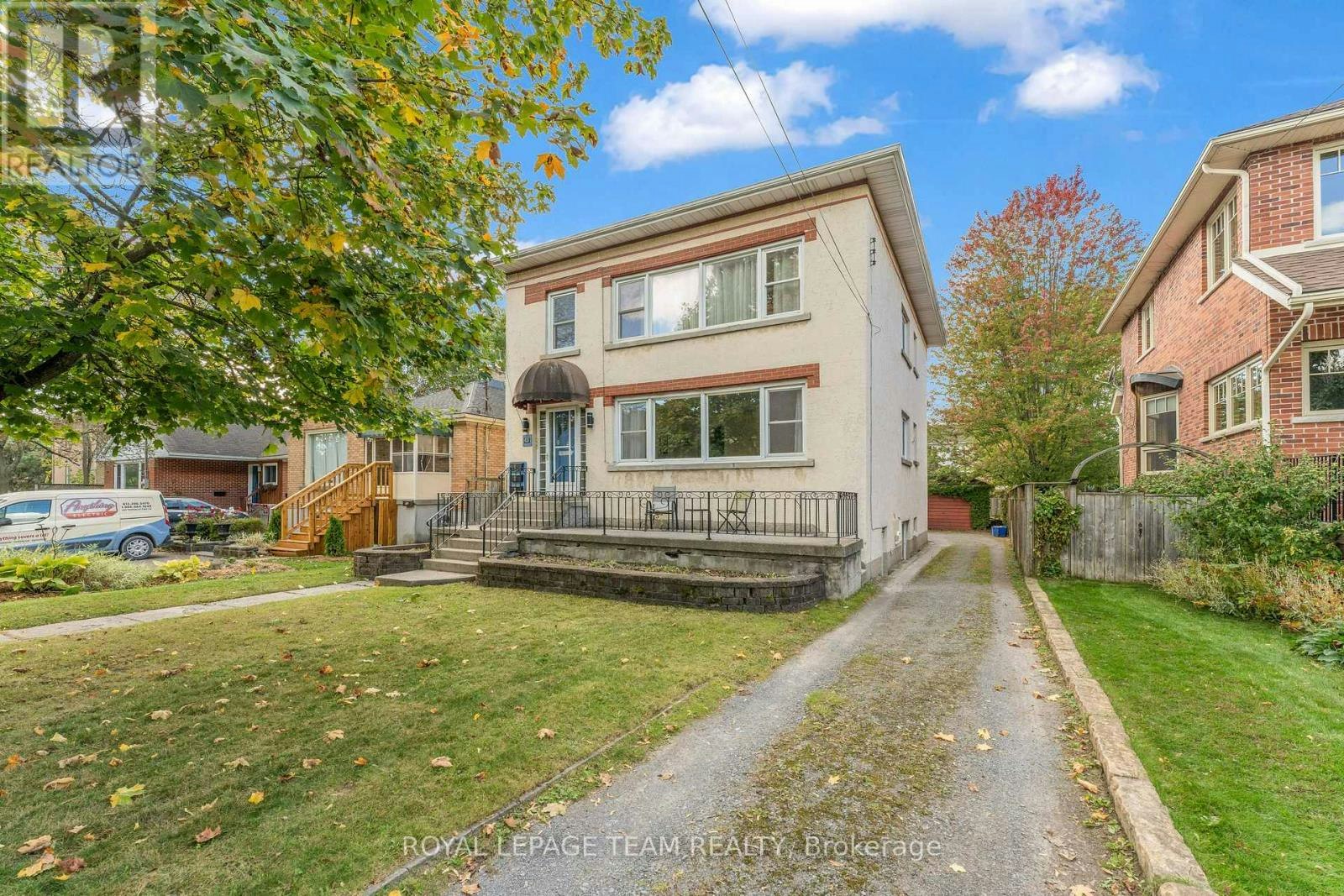 418 College Street, Kingston, ON, K7L 4M7
