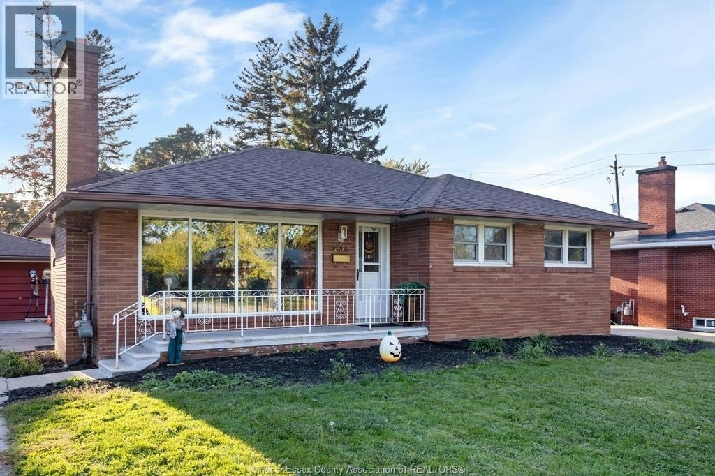 2417 Dandurand, Windsor, ON, N9E 2E1 - 2