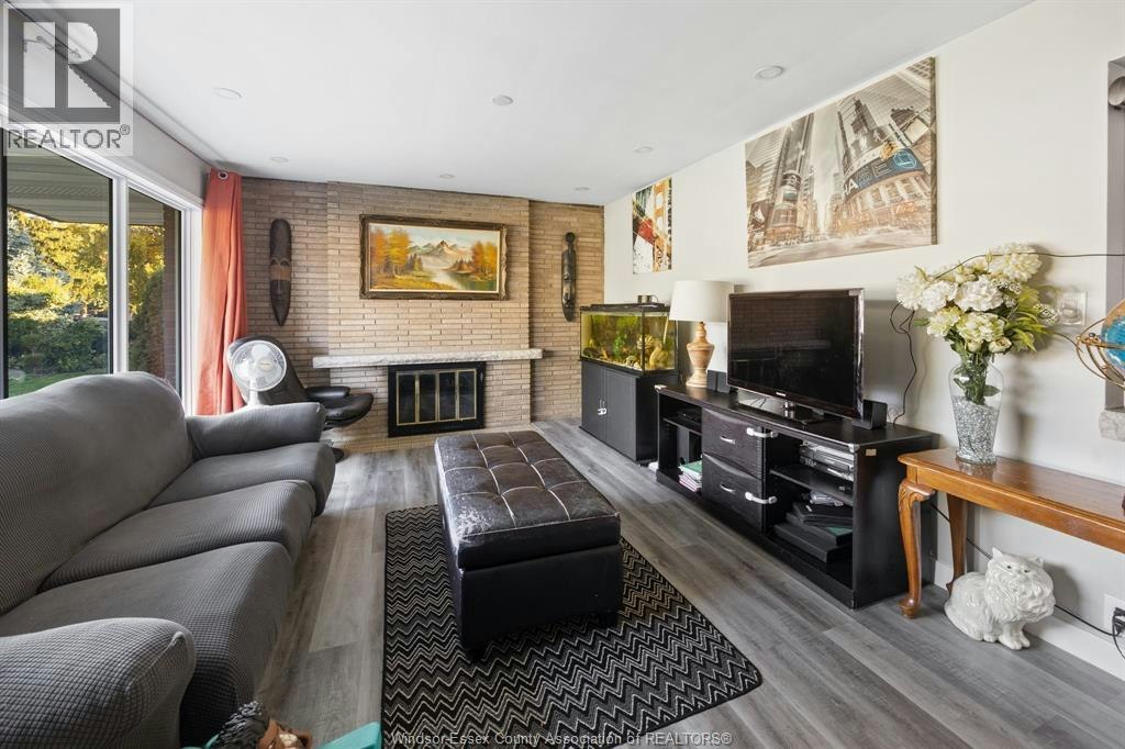 2417 Dandurand, Windsor, ON, N9E 2E1 - 9