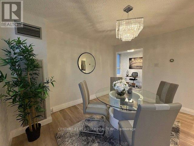 107-3695 Kaneff Crescent, Mississauga, ON, L5A 4B6