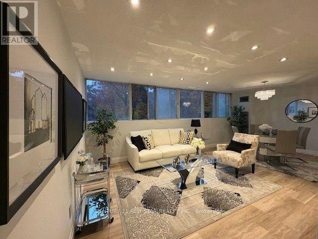 107-3695 Kaneff Crescent, Mississauga, ON, L5A 4B6 - 2