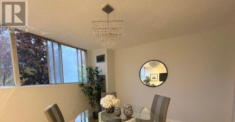 107-3695 Kaneff Crescent, Mississauga, ON, L5A 4B6 - 3