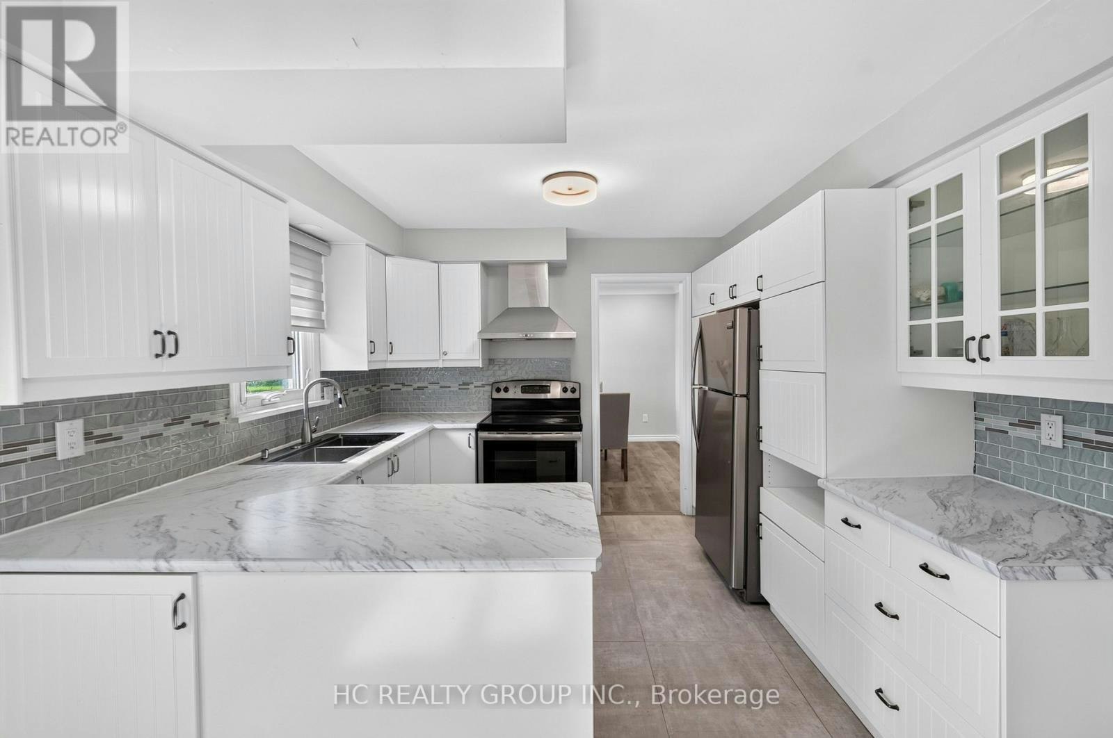 22 Fireside Drive, Hamilton, ON, L8N 2Z7 - 10