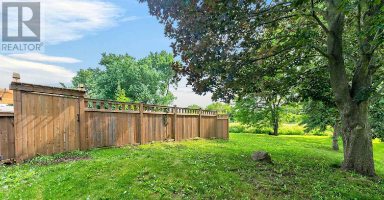 22 Fireside Drive, Hamilton, ON, L8N 2Z7 - 37
