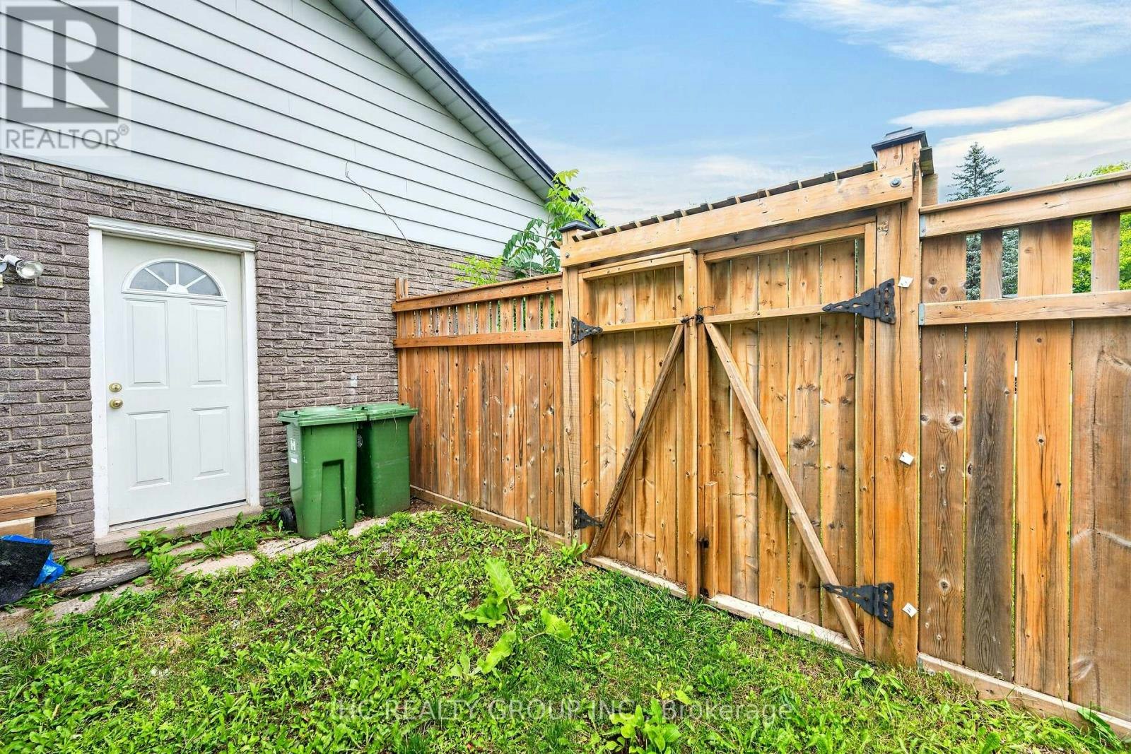 22 Fireside Drive, Hamilton, ON, L8N 2Z7 - 35