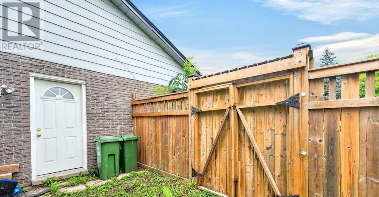 22 Fireside Drive, Hamilton, ON, L8N 2Z7 - 35