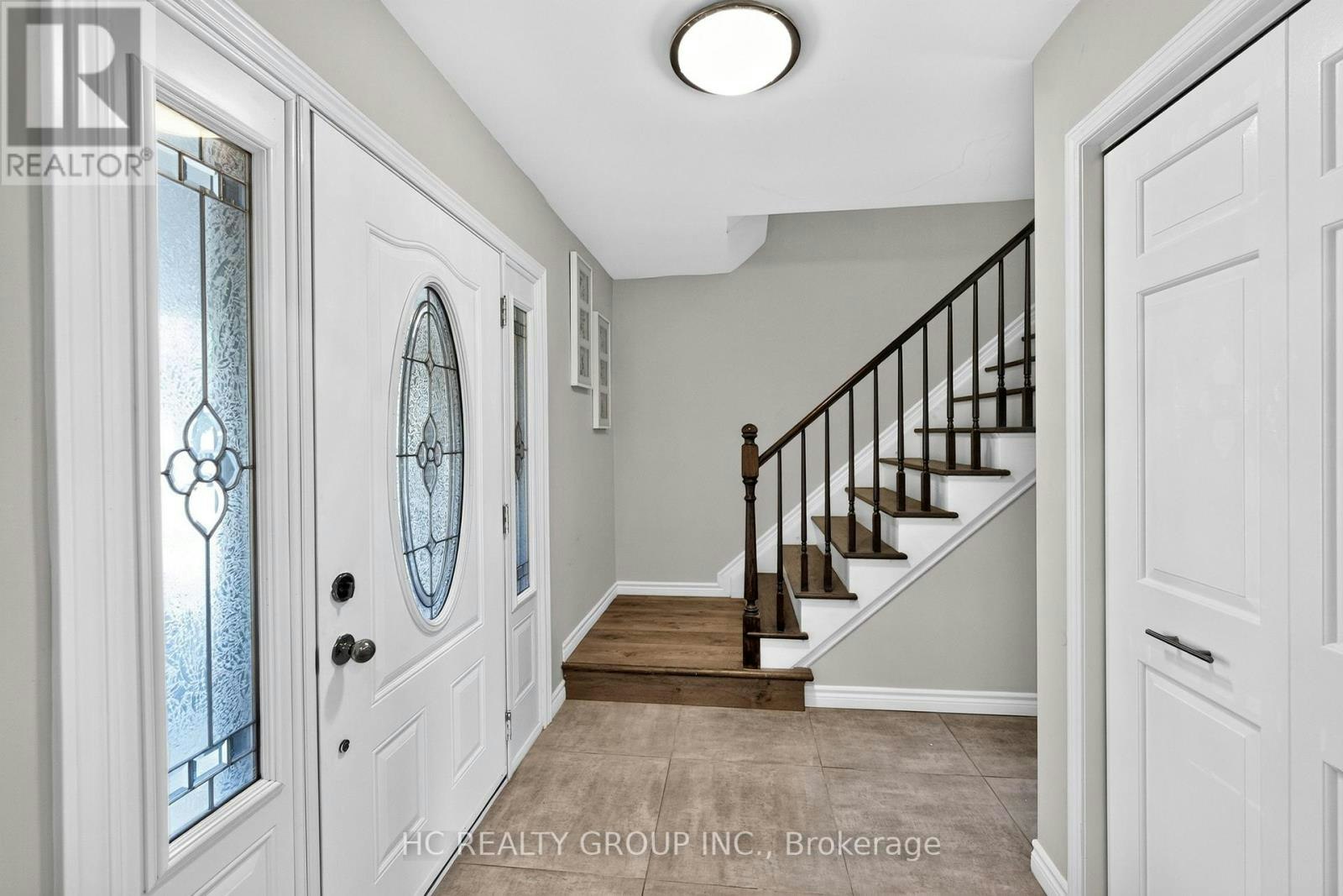22 Fireside Drive, Hamilton, ON, L8N 2Z7 - 5
