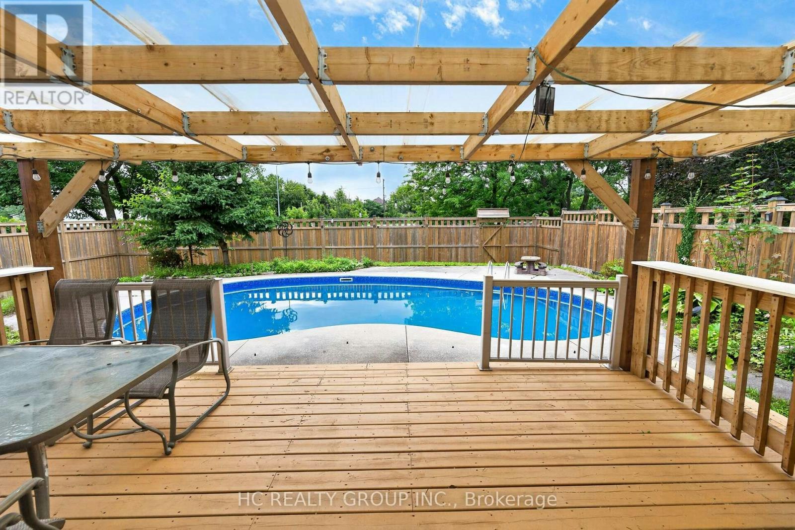 22 Fireside Drive, Hamilton, ON, L8N 2Z7 - 30