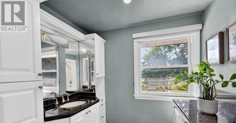 22 Fireside Drive, Hamilton, ON, L8N 2Z7 - 25