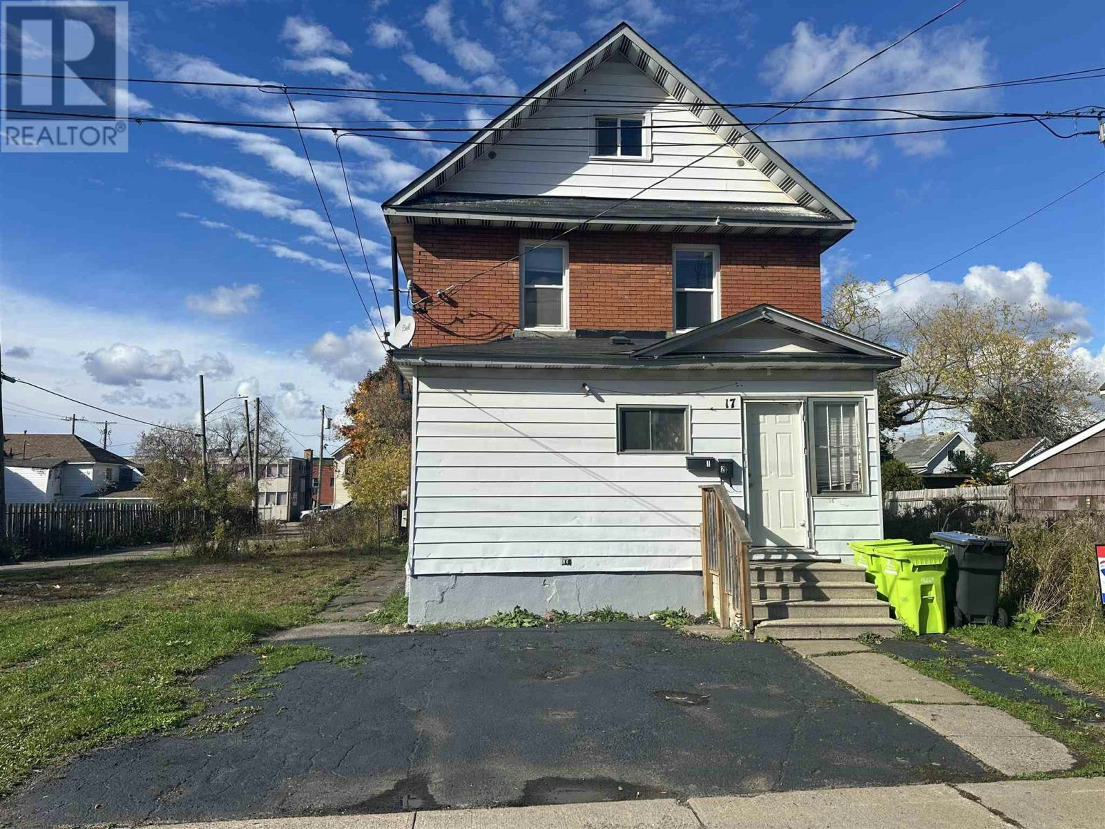 17 Abbott Street, Sault Ste. Marie, ON, P6A 2V8