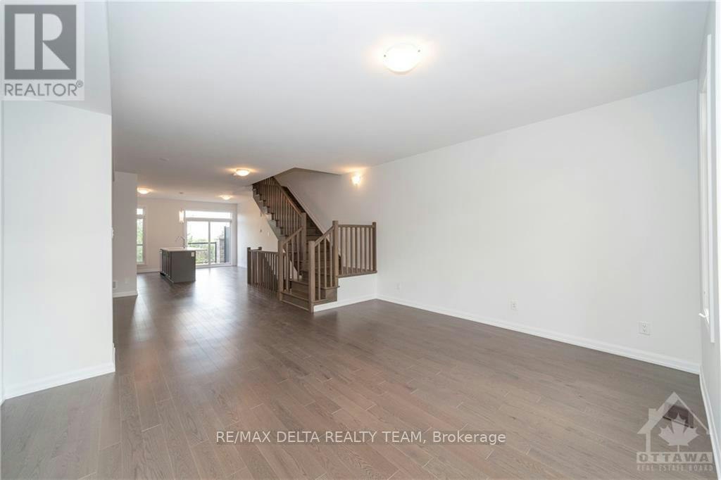 565 Halo Private, Ottawa, ON, K1C 1R8 - 11