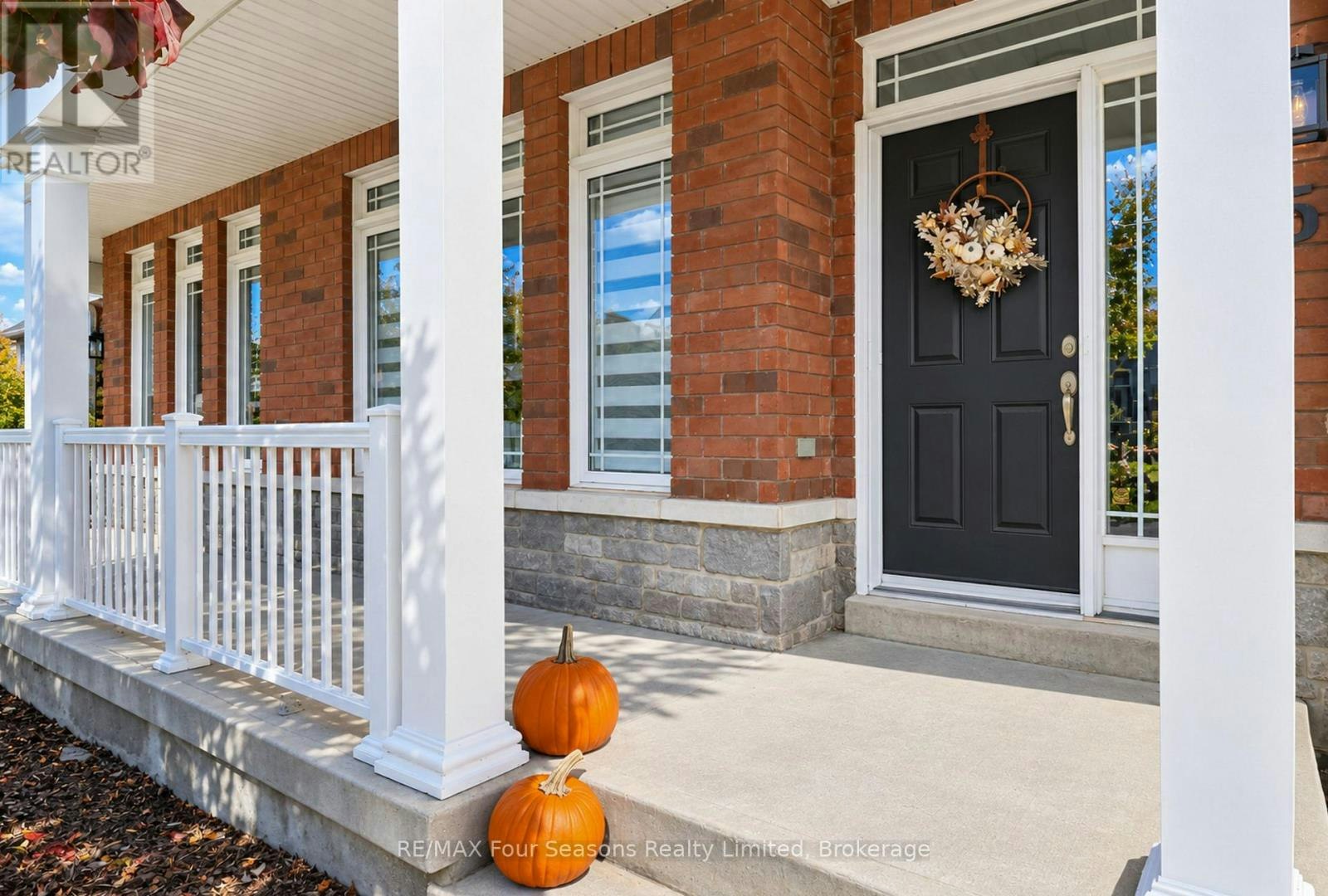 8-15 Waterside Lane, Collingwood, ON, L9Y 0E8 - 36