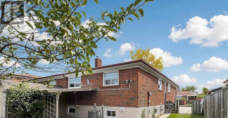 71 Clydesdale Drive, Toronto, ON, M2J 3N3 - 33