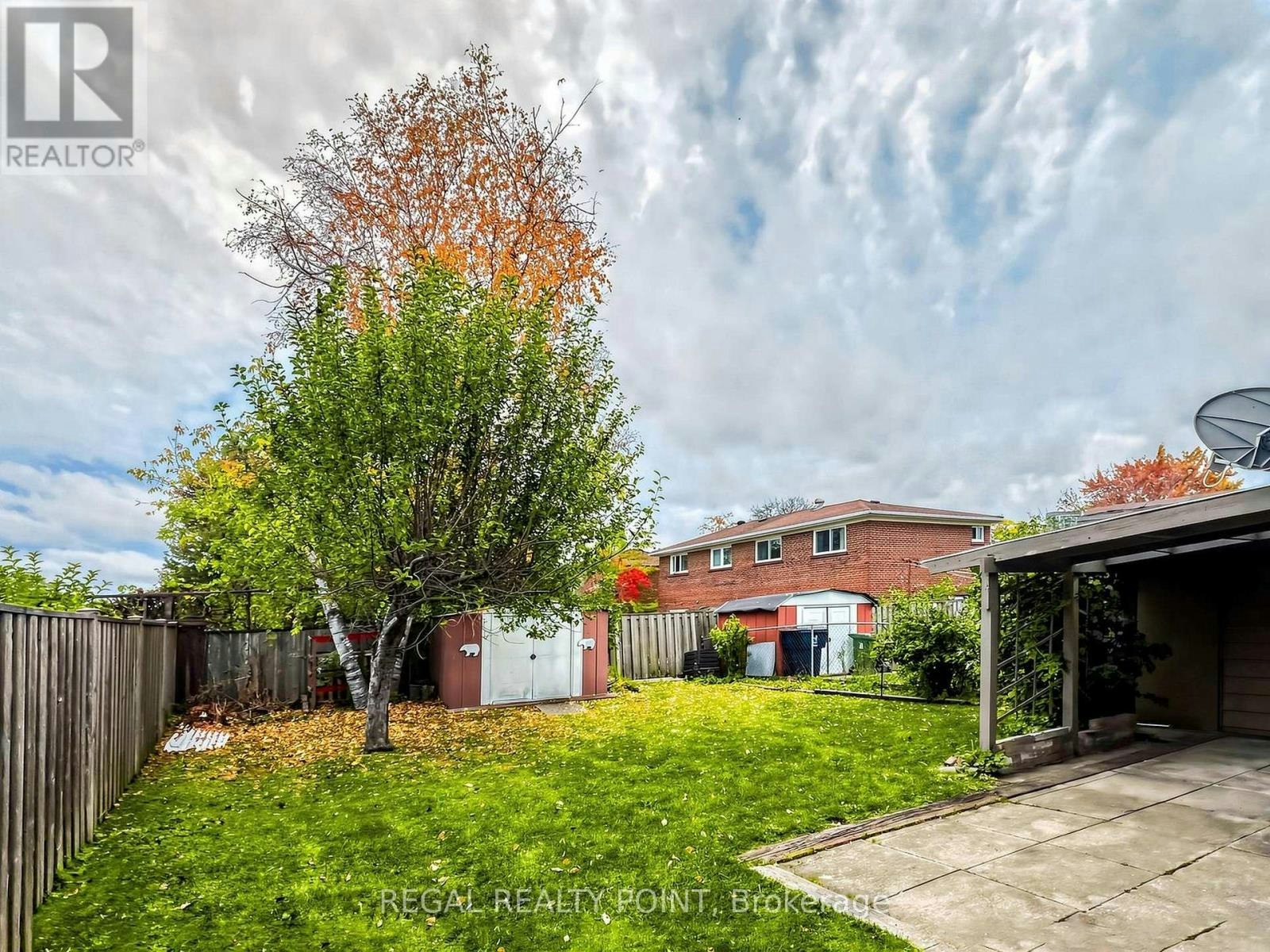 71 Clydesdale Drive, Toronto, ON, M2J 3N3 - 32