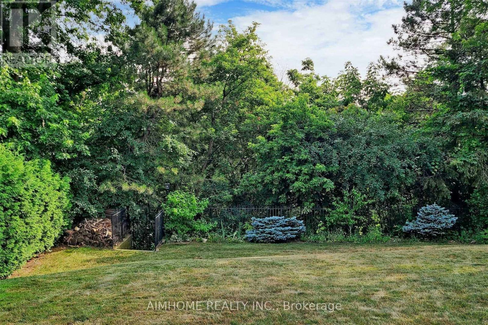 103 Alamosa Drive, Toronto, ON, M2J 2N8 - 19