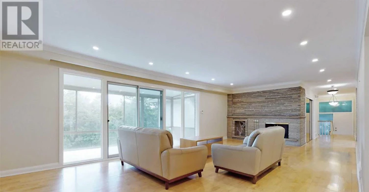 103 Alamosa Drive, Toronto, ON, M2J 2N8 - 5