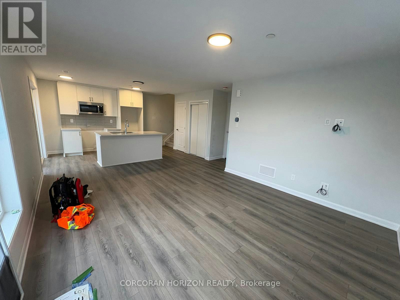 23-1001 Glenroy Gilbert Drive, Ottawa, ON, K2J 7N9 - 6