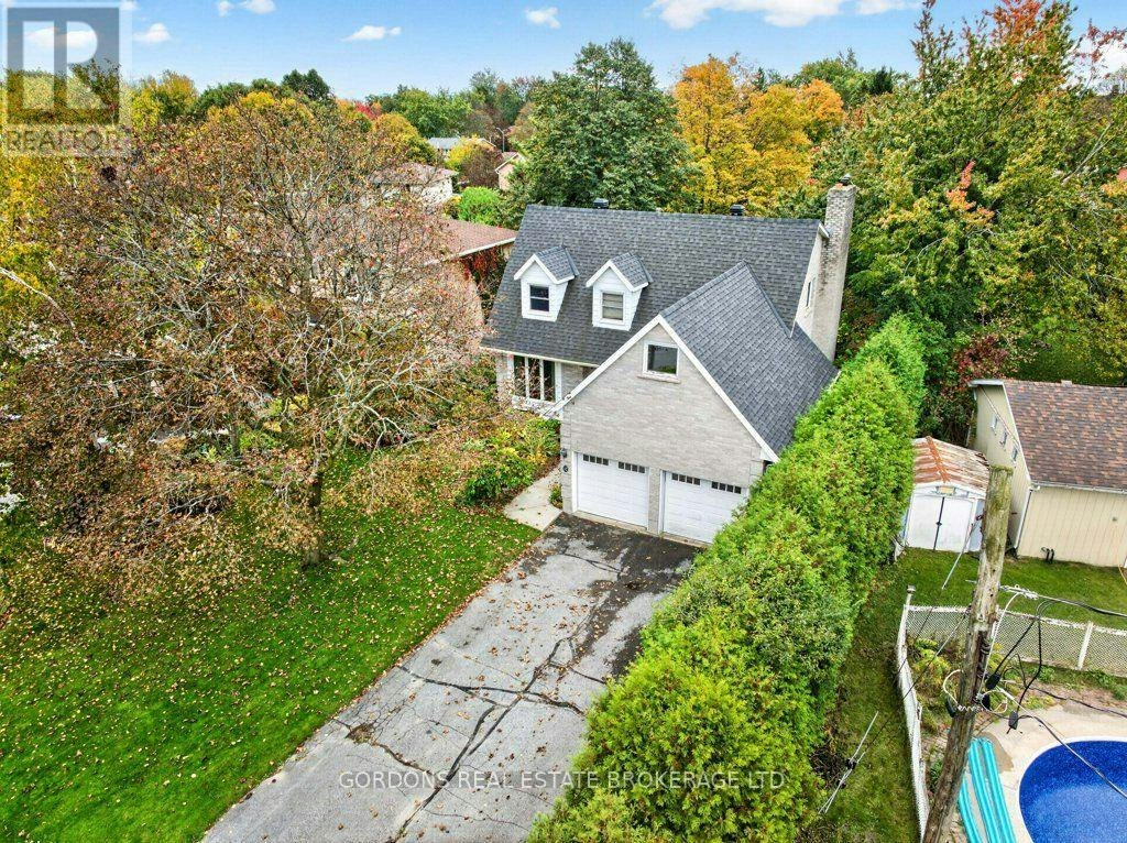 12 Casterton Avenue, Kingston, ON, K7M 1R5