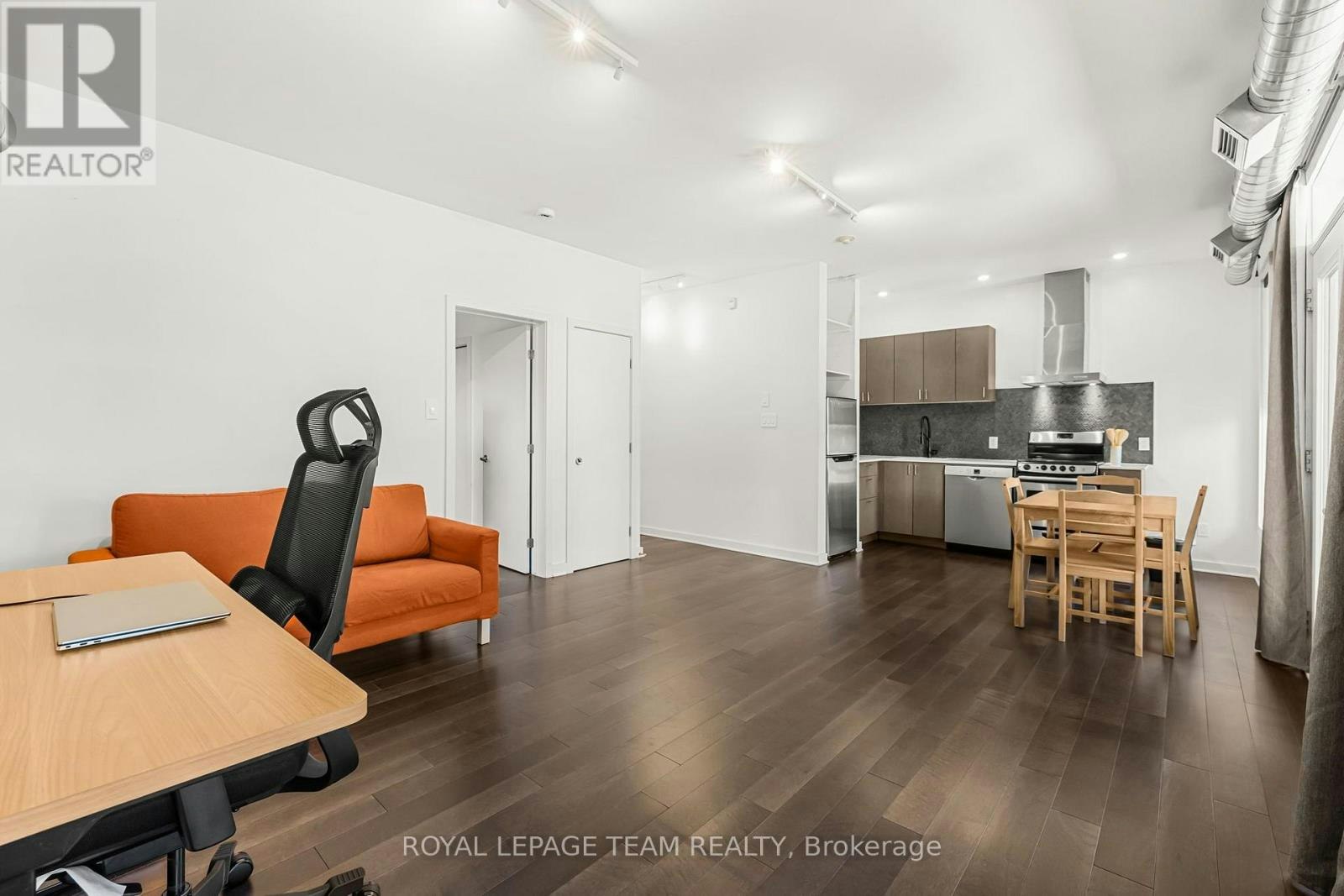 301-1308 Thames Street, Ottawa, ON, K1Z 7N4 - 8