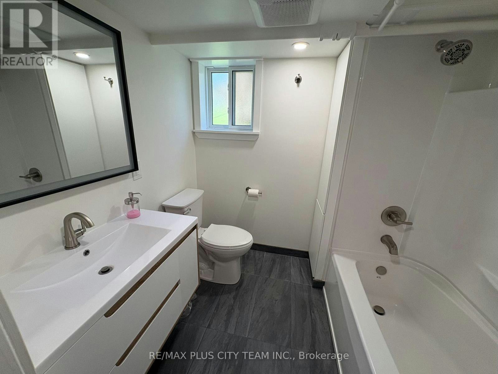 10-3835 Bathurst Street, Toronto, ON, M3H 3N1 - 6