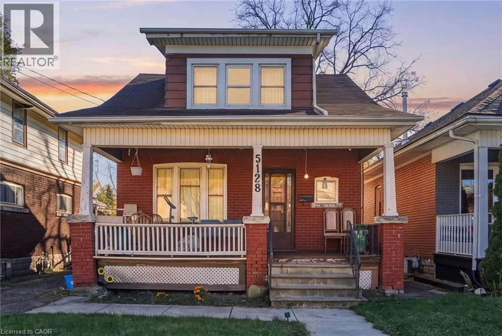 5128 Willmott Street, Niagara Falls, ON, L2E 2A3