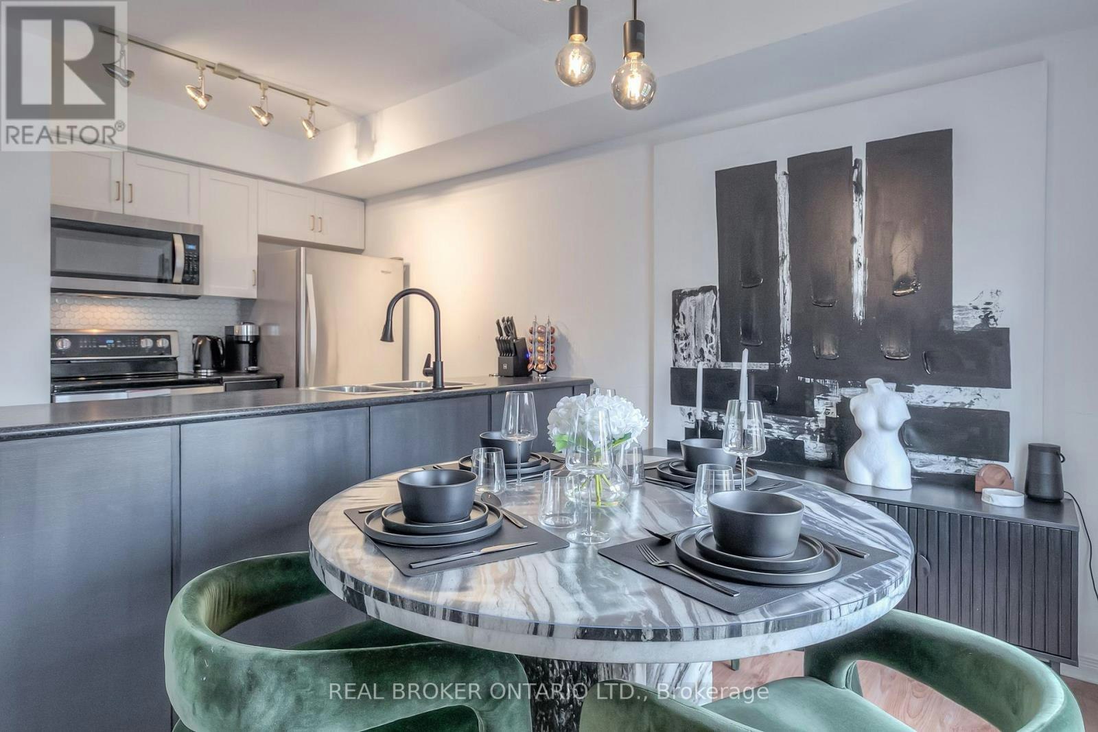 524-46 Liberty Street EAST, Toronto, ON, M6K 3P2 - 11
