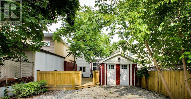 UPPER-68 Redwood Avenue, Toronto, ON, M4L 2S6 - 25