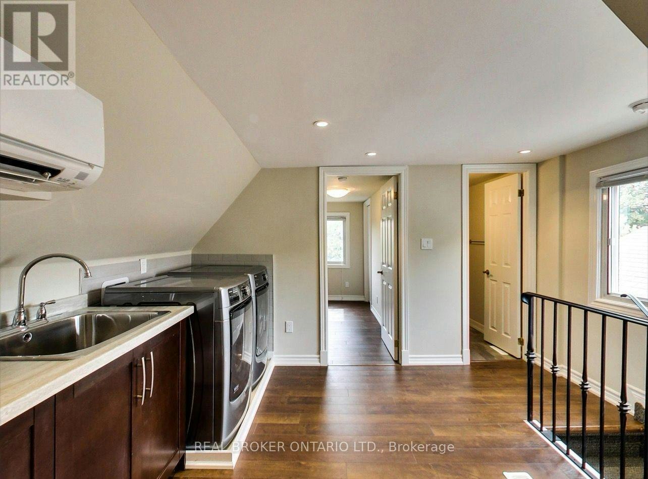 UPPER-68 Redwood Avenue, Toronto, ON, M4L 2S6 - 24
