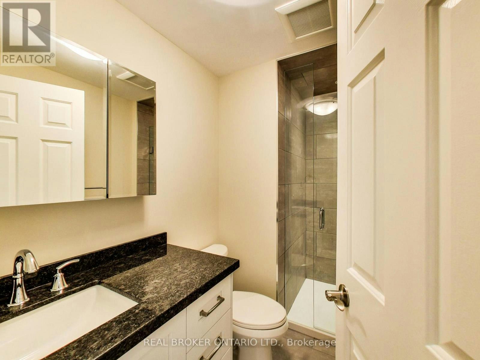 UPPER-68 Redwood Avenue, Toronto, ON, M4L 2S6 - 14