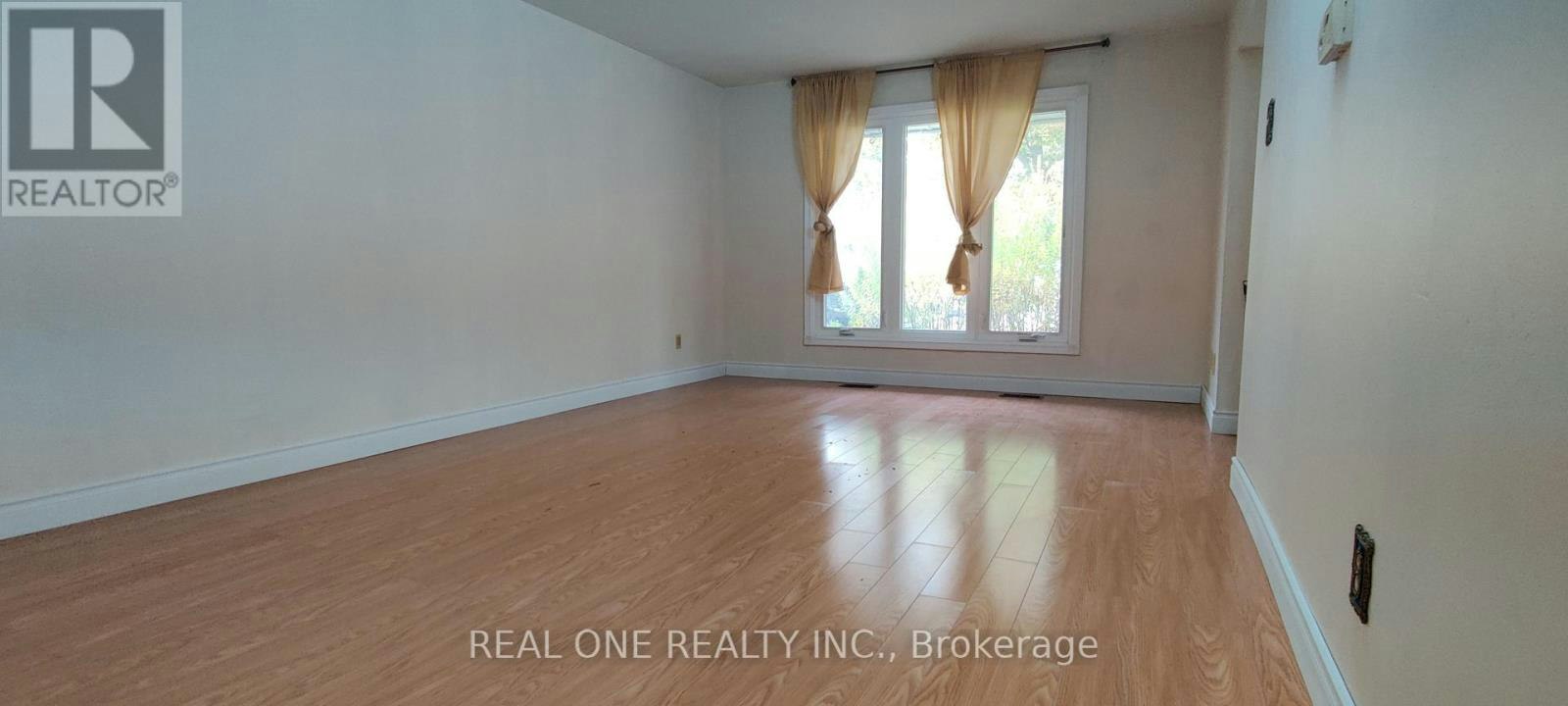 UPPER-93 Southdale Drive, Markham, ON, L3P 1K1 - 3