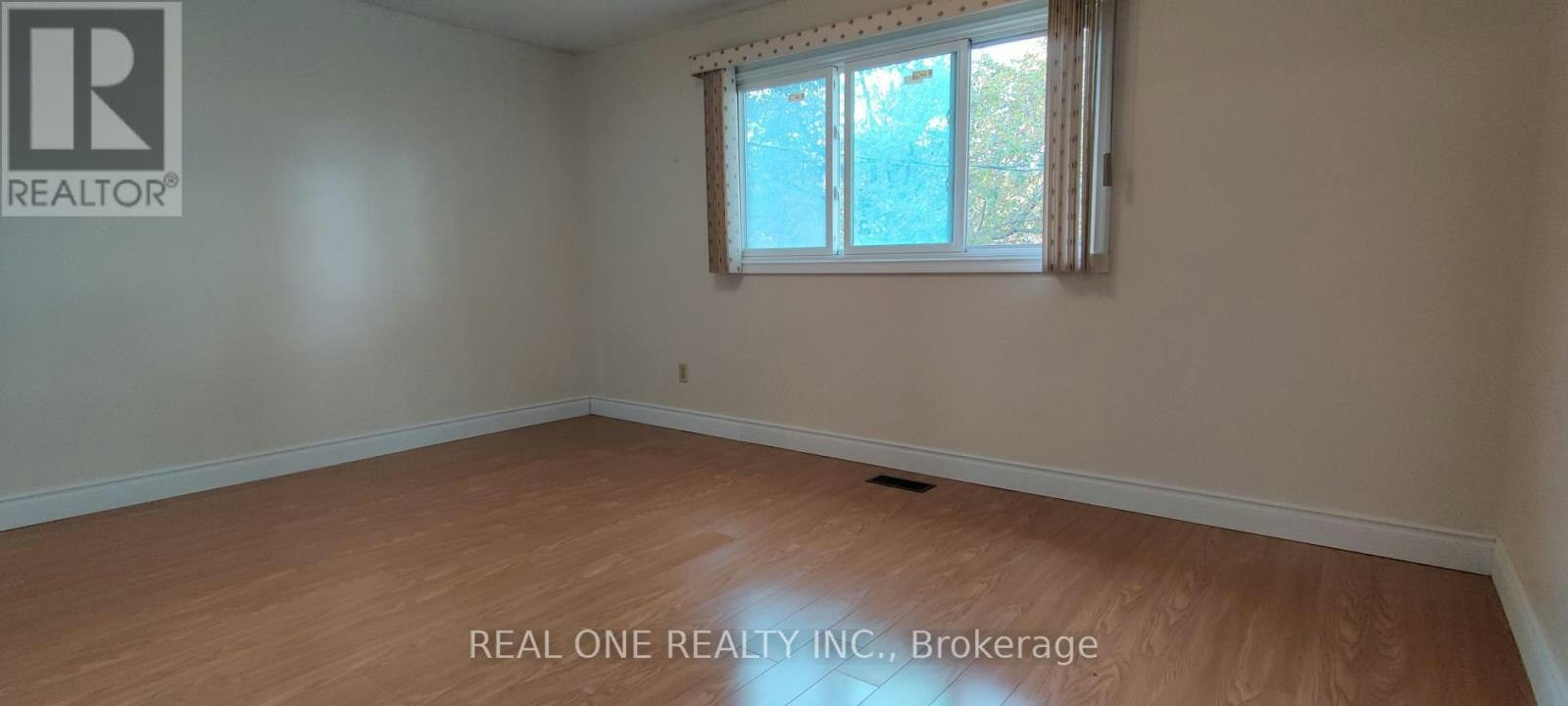 UPPER-93 Southdale Drive, Markham, ON, L3P 1K1 - 7
