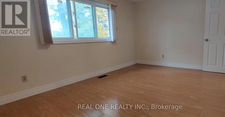 UPPER-93 Southdale Drive, Markham, ON, L3P 1K1 - 8