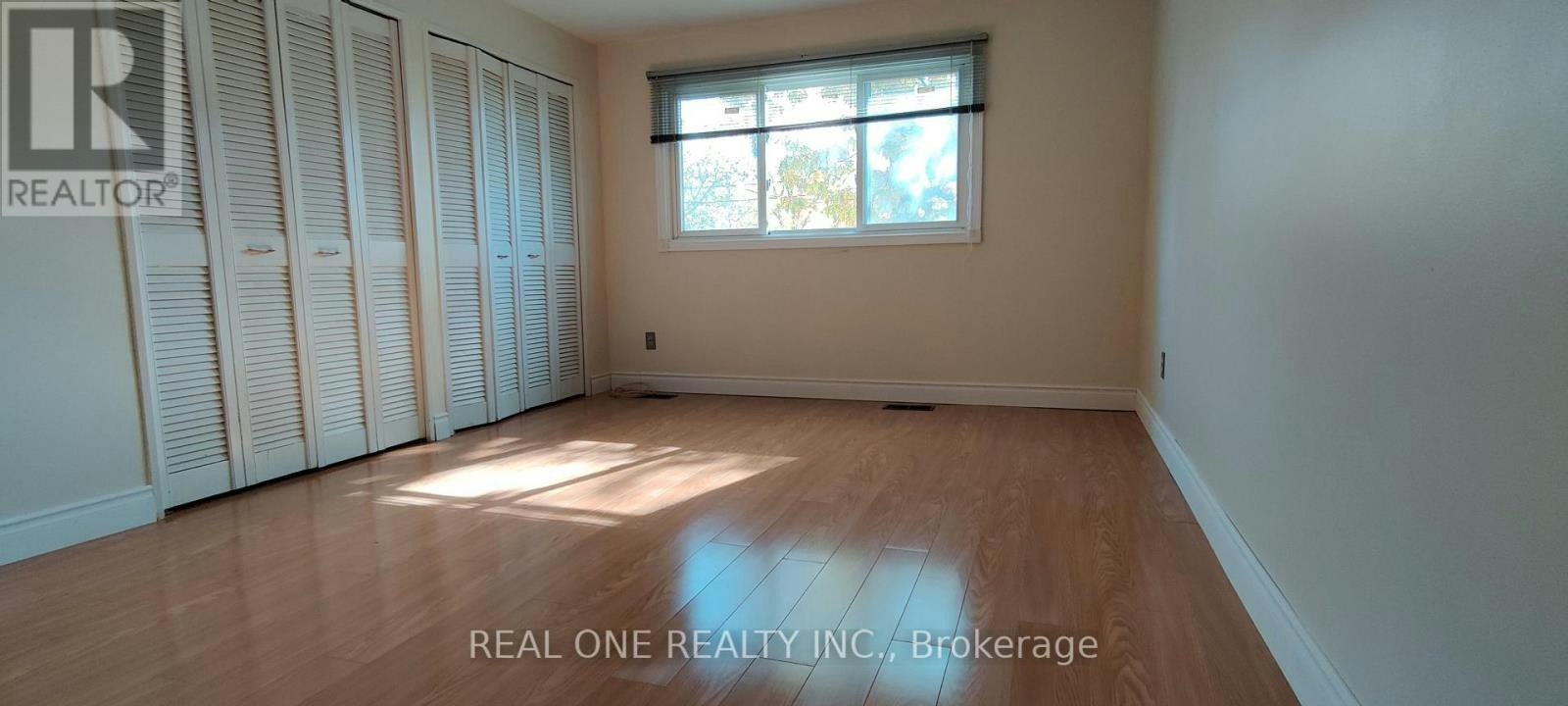 UPPER-93 Southdale Drive, Markham, ON, L3P 1K1 - 4
