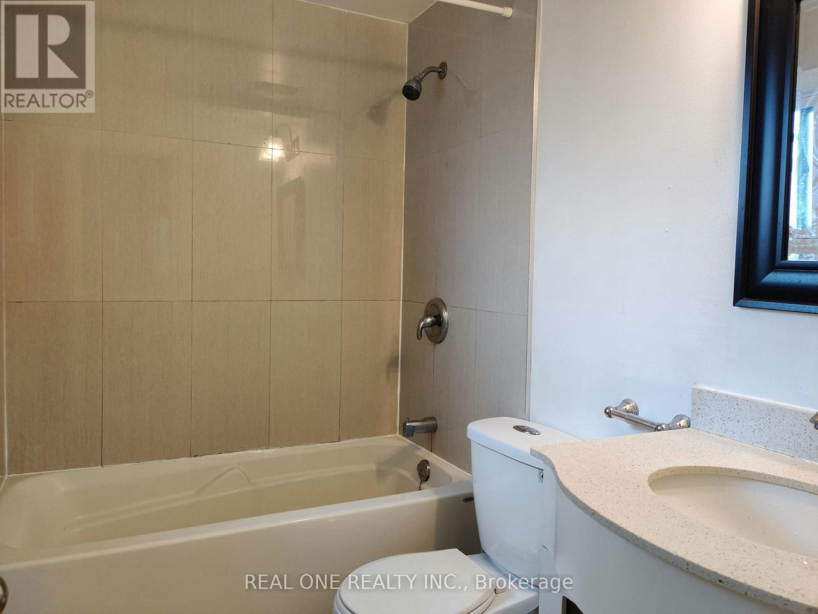 UPPER-93 Southdale Drive, Markham, ON, L3P 1K1 - 12