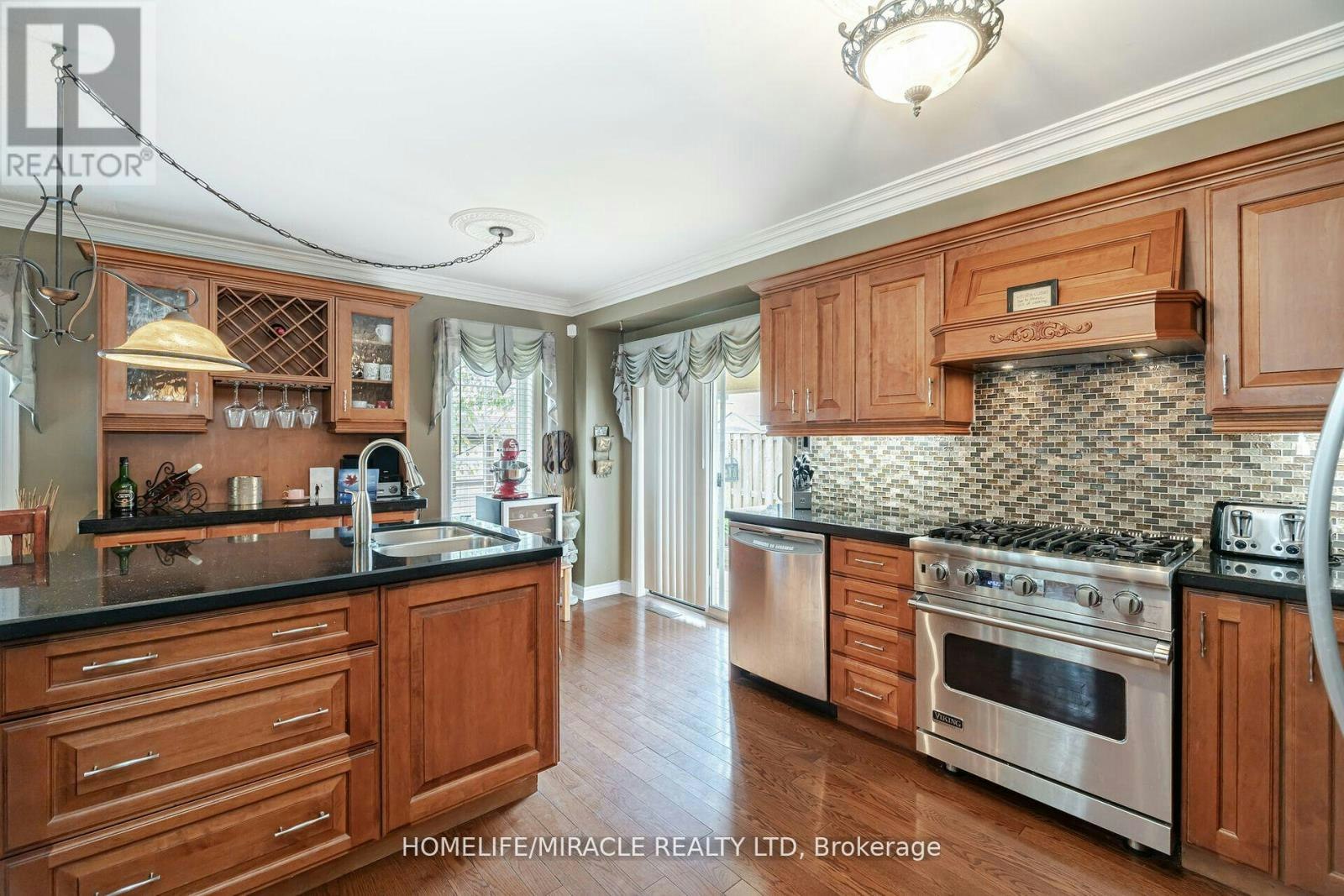 129 Van Scott Drive, Brampton, ON, L7A 2C7 - 15