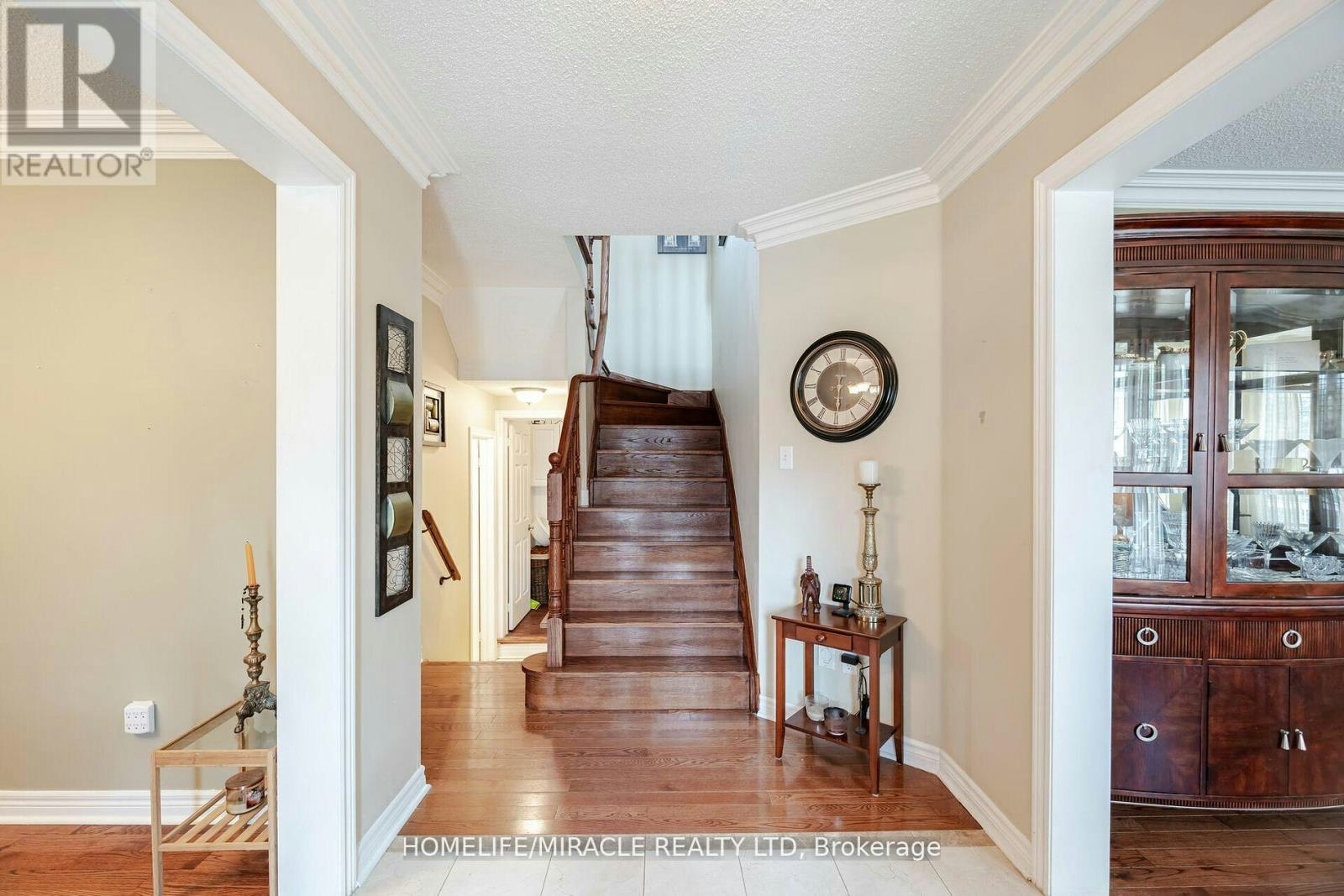 129 Van Scott Drive, Brampton, ON, L7A 2C7 - 7