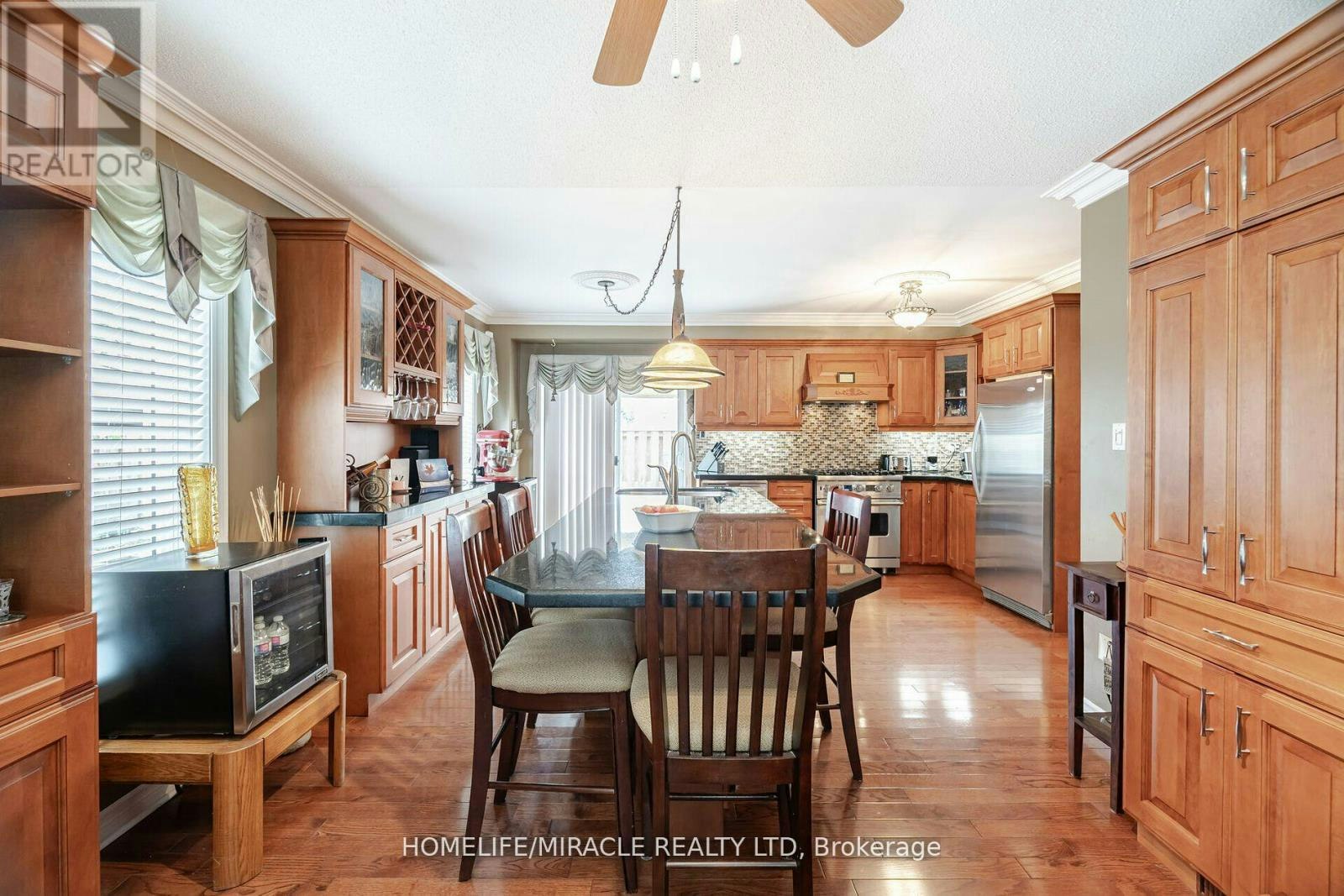 129 Van Scott Drive, Brampton, ON, L7A 2C7 - 18