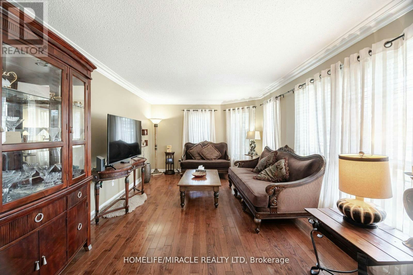 129 Van Scott Drive, Brampton, ON, L7A 2C7 - 9