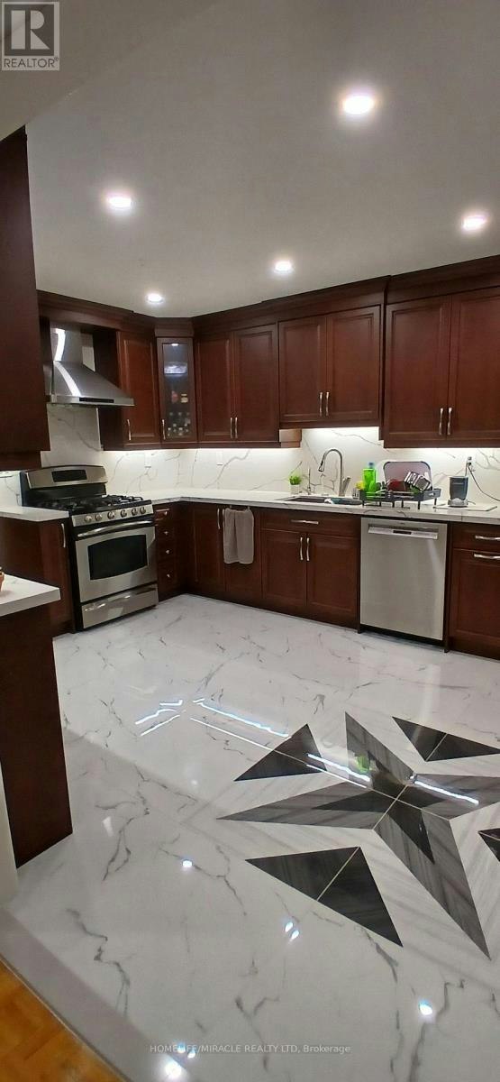 97 Wildberry Crescent, Brampton, ON, L6R 1J9 - 9