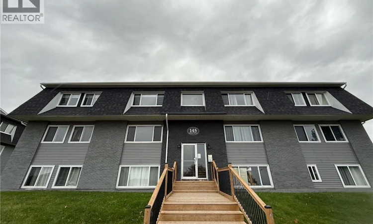 10-145 Coldbrook Crescent