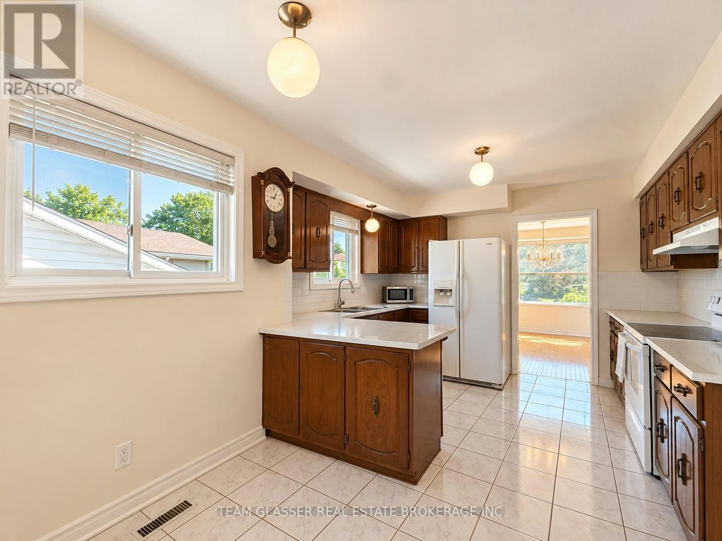 UPPER-7 Harrow Court, London, ON, N6C 5A6 - 9