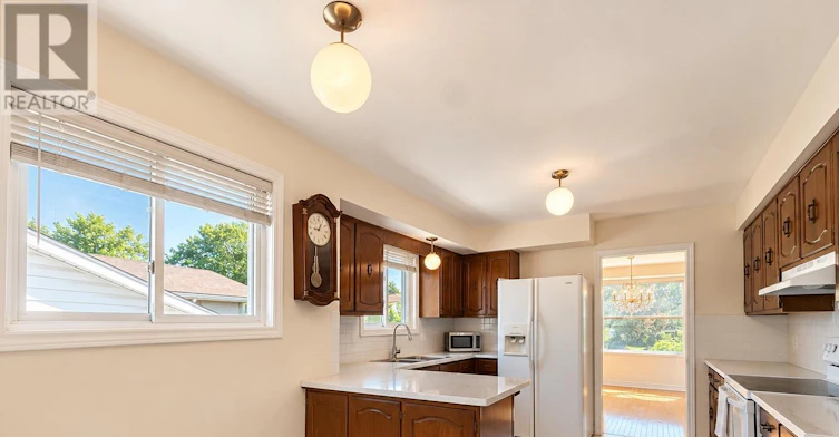 UPPER-7 Harrow Court, London, ON, N6C 5A6 - 9